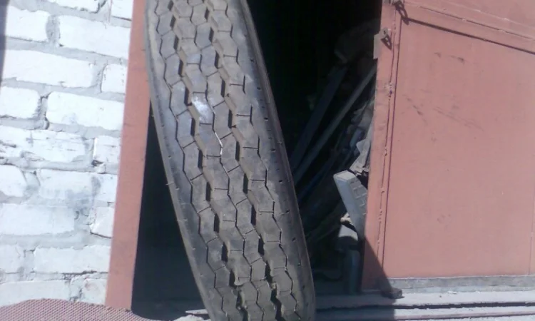 Шина 11, 00Р22, 5 (300Р22, 5) - фото № 2