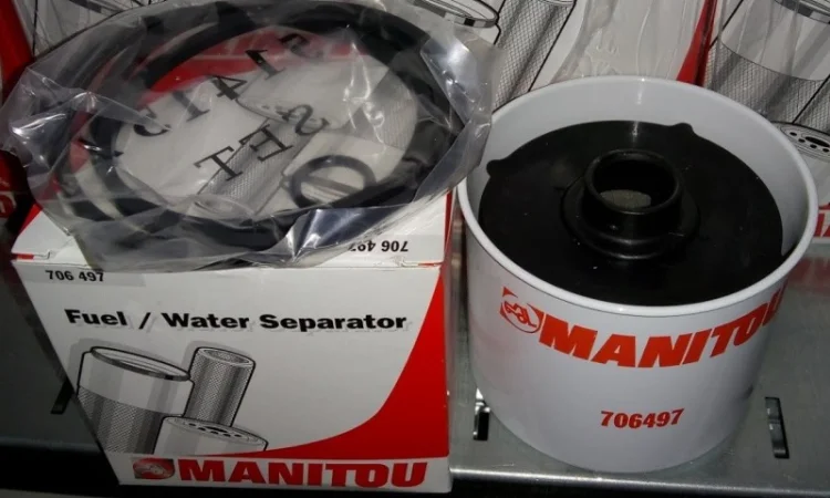 706497 Фільтр паливний Manitou - фото № 1