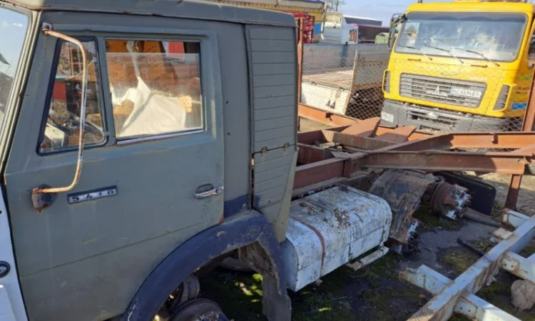 Продам Камаз 5410 на запчасти, Волынская обл - фото № 3