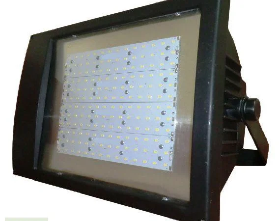 Светодиодные прожектора. LED прожектор. Светодиодный светильник - фото № 5