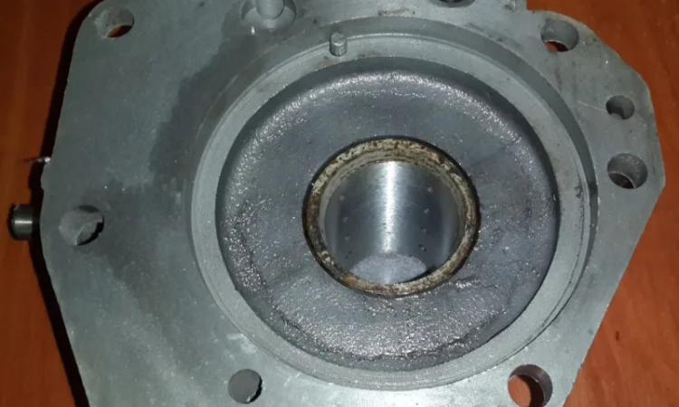 Распределитель правый Т-150 пенек 150.37.025-1 - фото № 2