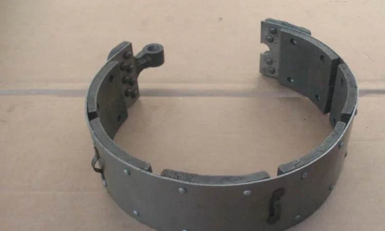 Лента тормоза стояночного Т-150К - фото № 1