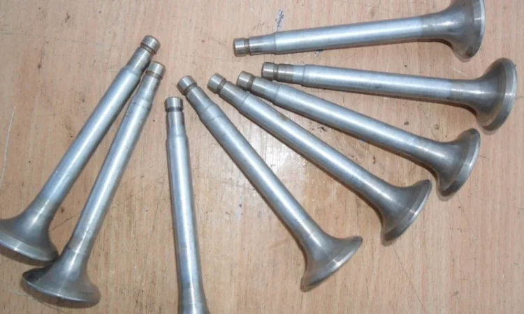 Продам новый заводской комплект клапанов на газ 53, 66 - фото № 1