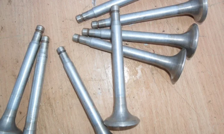 Продам новый заводской комплект клапанов на газ 53, 66 - фото № 3