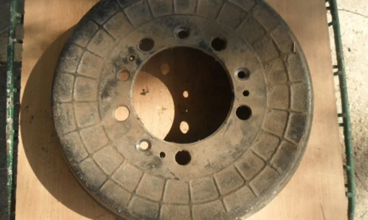 Новый оригинальный тормозной барабан ВОЛГА - фото № 1