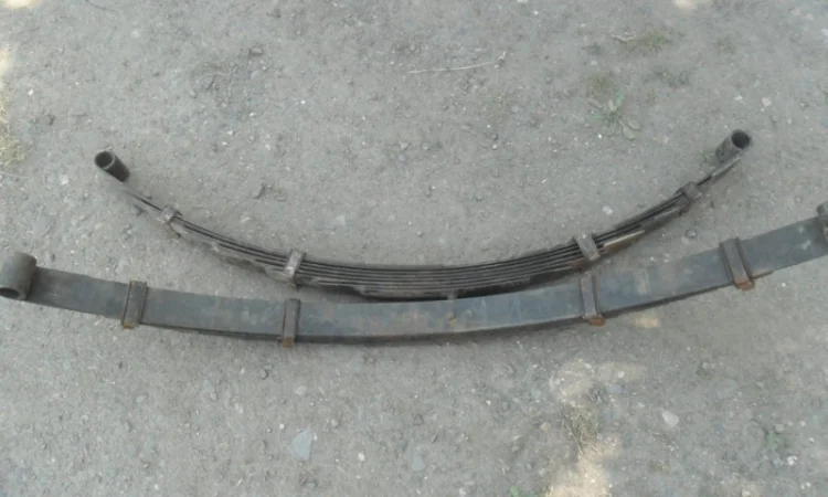 Продам пару оригинальных новых рессор РАФ - фото № 2