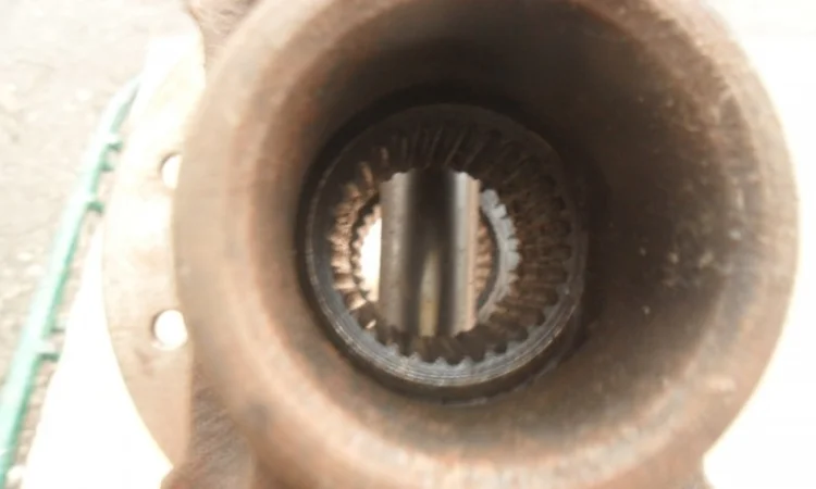 Новые оригинальные чашки заднего редуктора в сборе ВОЛГА ГАЗ 21, 24 - фото № 4