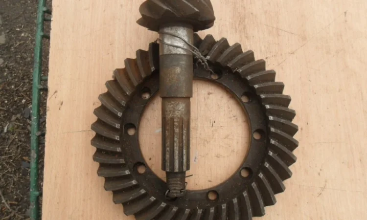 Новая оригинальная главная пара ВОЛГА ГАЗ 21 - фото № 1