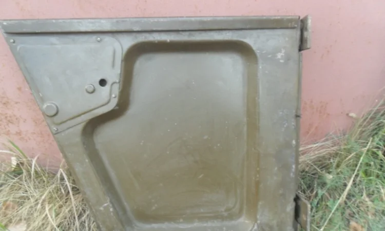 Оригинальные двери на ГАЗ 69 - фото № 2