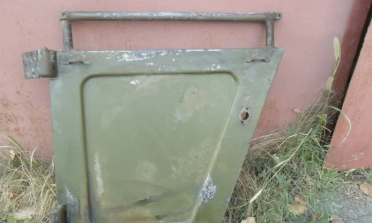 Оригинальные двери на ГАЗ 69 - фото № 5