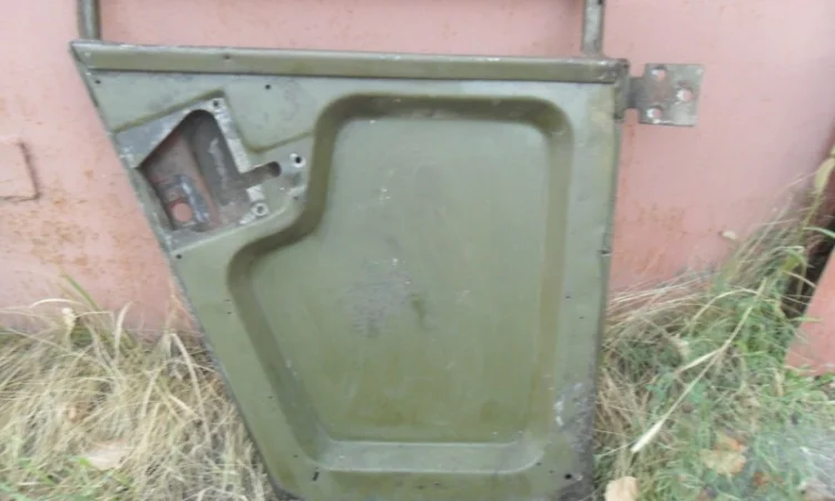 Оригинальные двери на ГАЗ 69 - фото № 6