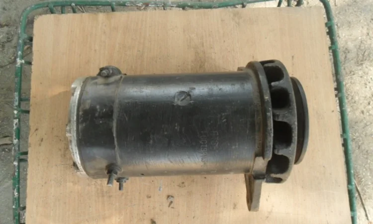 Оригинальный генератор постоянного тока на ГАЗ 20, 21, 22, 51, 63, МОСКВИЧ 402, 407, 408 - фото № 1