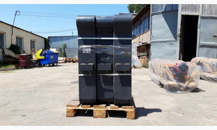 Вилы для погрузчика Komatsu FD160E, размер 200х90х1215 (16т) (пара) - фото № 7