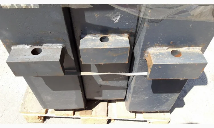 Вилы для погрузчика Komatsu FD160E, размер 200х90х1215 (16т) (пара) - фото № 8