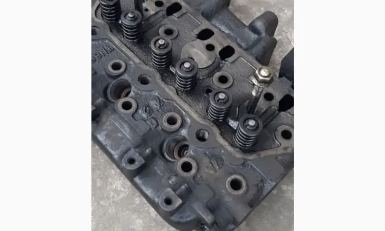 Головка блока двигателя Yanmar Tk3.66 - фото № 1