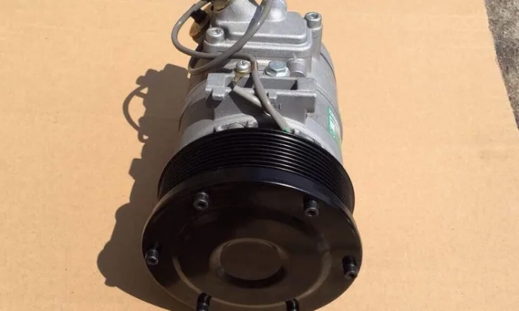 Компрессор кондиционера 7SBU16C комбайна CLAAS Jaguar 743645.2, 00 0743 645 2, 2009404050 - фото № 7