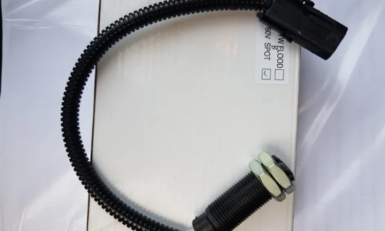 Датчик оборотов комбайна Case Аналог 245193C2 - фото № 1