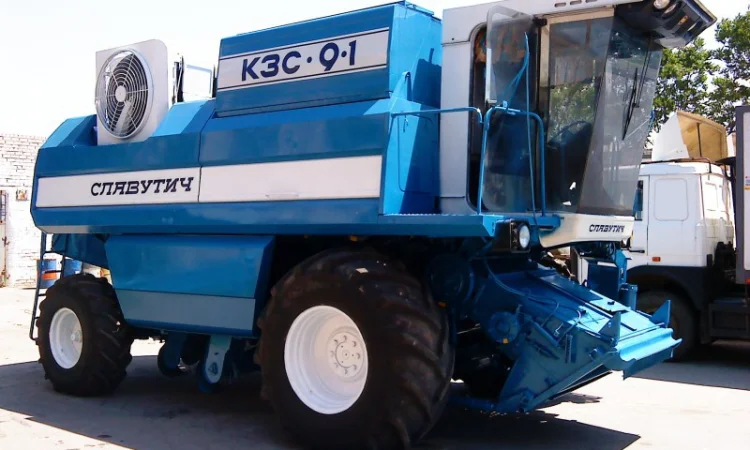 Кондиционер кабины комбайна Славутич КЗС-9-1 ( Полный комплект ) - фото № 1