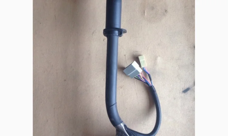 Клавиша переключатель П150 Пульт электрогидравлики комбайн Дон 1500 (Не фиксированная) - фото № 1