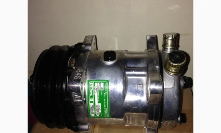 Компрессор кондиционера на комбайн ДОН 1500 Б - фото № 3