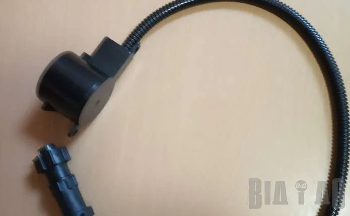 Датчик оборотов корпус Massey Ferguson D28780514 Аналог - фото № 2