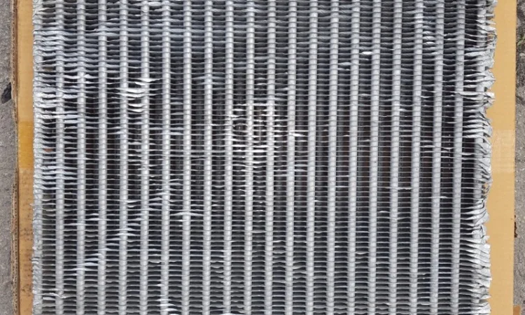 Радиатор кондиционера (б/у) на комбайн Дон, Славутич, Енисей, Палесье - фото № 1