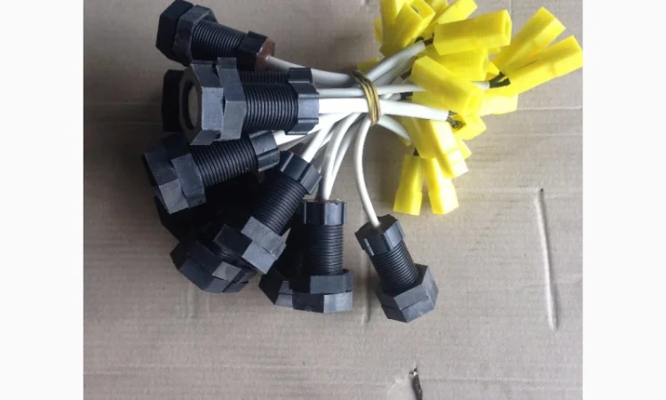 Купить датчик оборотов ПРП-1М Дон, Акрос, Вектор, Славутич, Енисей - фото № 1