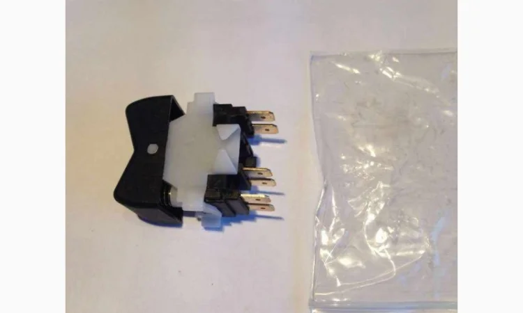 Клавиша переключатель электрогидравлика шнэк, молотилка комбайн Дон 1500 Б - фото № 3