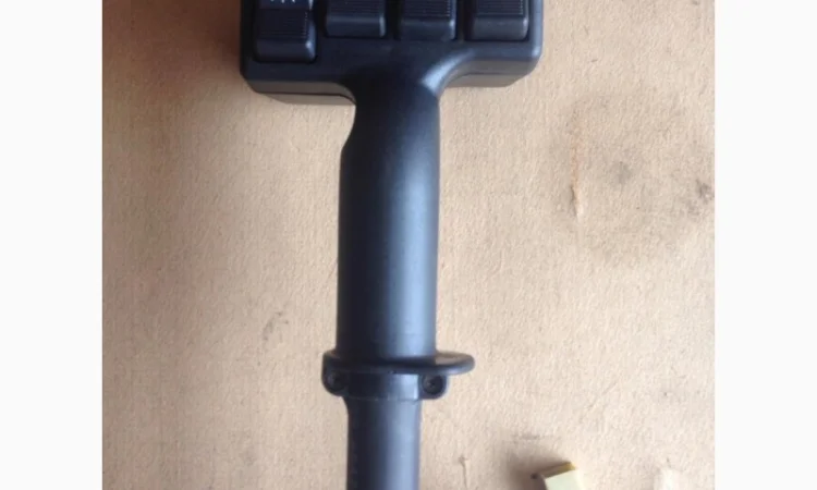 Клавиша переключатель электрогидравлика шнэк, молотилка комбайн Дон 1500 Б - фото № 4