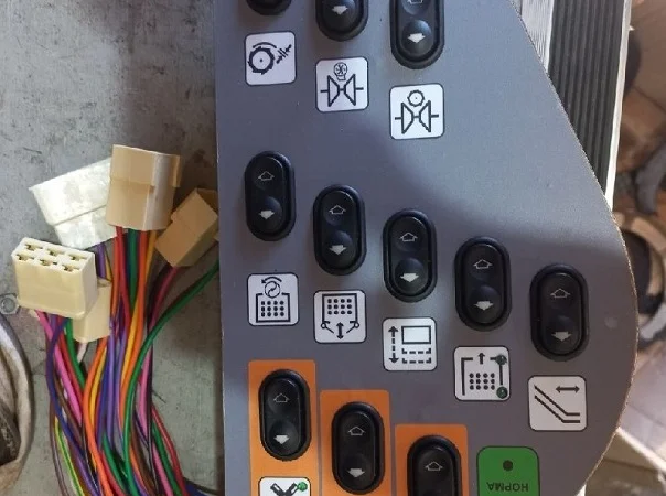 Панель управління Пу-142-01 комбайна Акрос-530 (Без управління мотовила) Нова - фото № 1