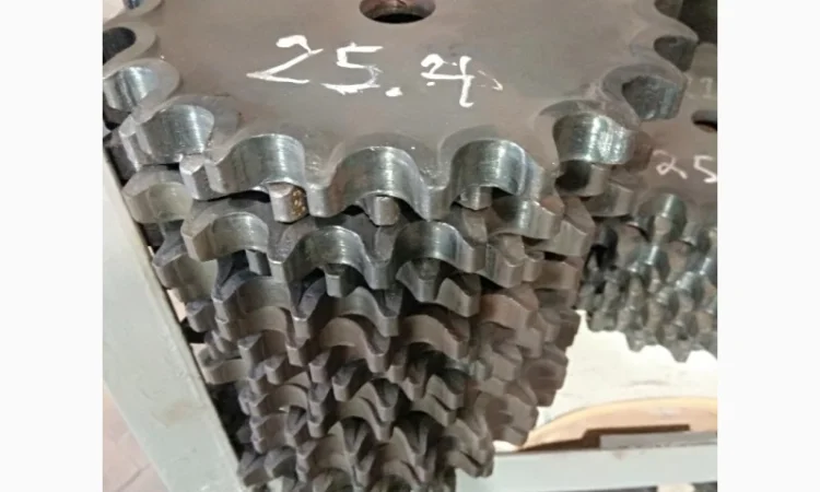 Звездочка крок =25, 4 зуб = 21 - фото № 1