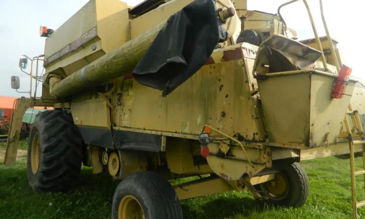 NEW HOLLAND TF46 на запчасти - фото № 3