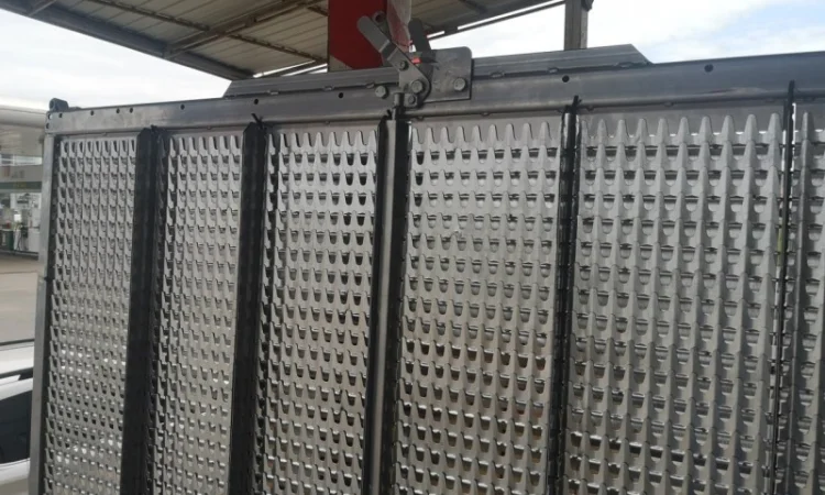 Решета верхні | нижні New Holland, Case 2388, 2188, 2588, 5088, 6088 - фото № 2