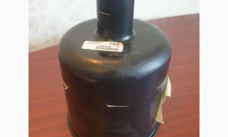 Кожух валу привода John Deere H153817 Original - фото № 1