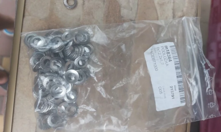 Шайба с насечкой 6x12, 2x1, 2 м6 100шт m18364 - фото № 1