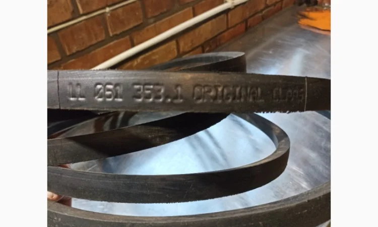 Привідний клиновий ремінь 061353 - фото № 1