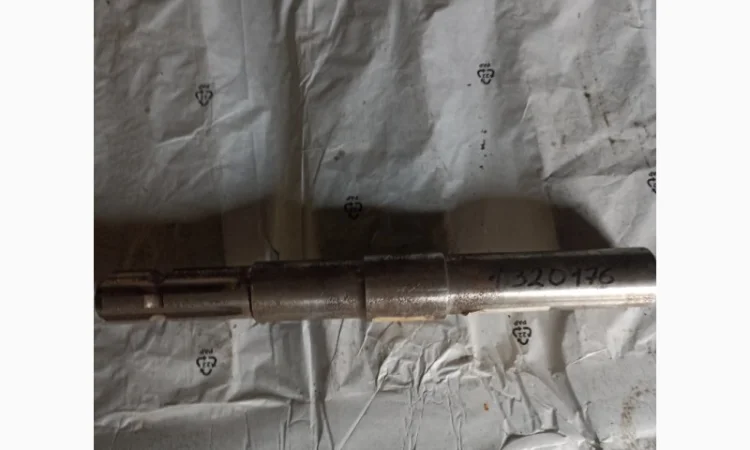 Вал приводний 1.320.176 - фото № 1