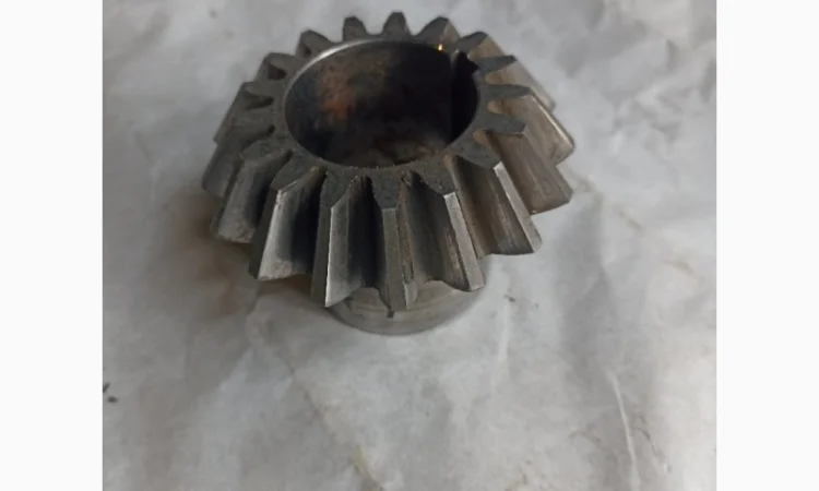 Шестерня 1.320.562 - фото № 1