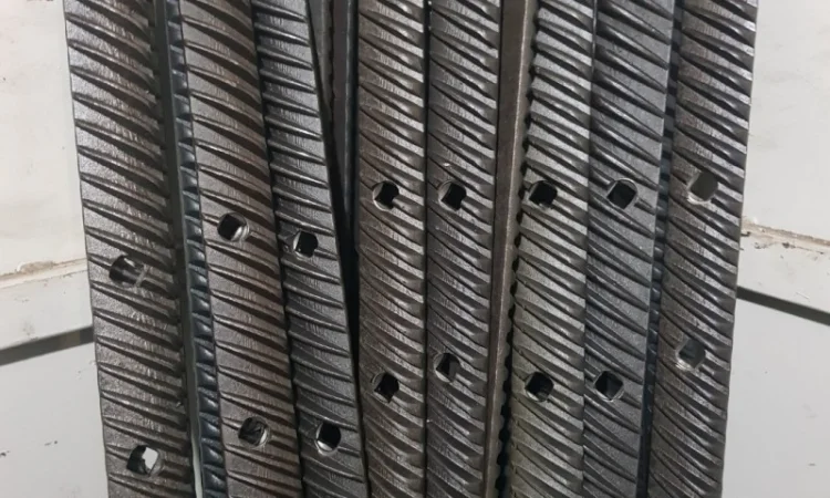 Бич ДОН-1500 барабана 10.01.18.707(ростсельмаш) - фото № 1