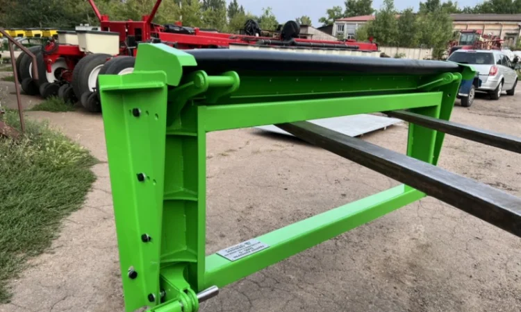 Адаптер/перехідна рамка для жаток к комбайнуJohnDeere, Claas, CAT, New Holland, Case і тд - фото № 6