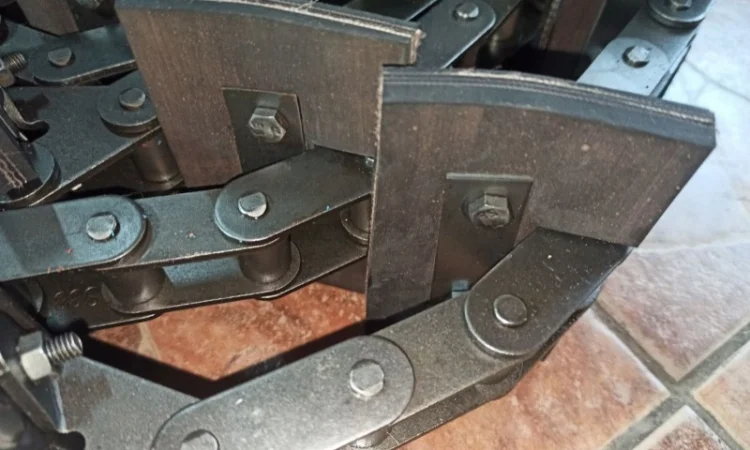 Скребковый транспортер элеватора колосового, зернового НИВА (Усиленная цепь на болтах) - фото № 2