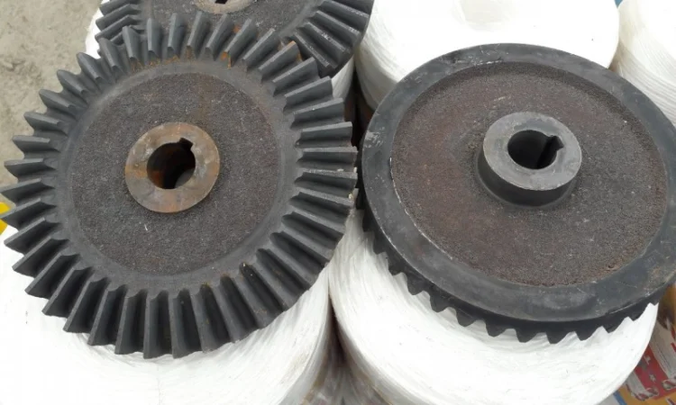 Шестерня вала на 40 зубів картоплекопалки однорядної - фото № 4