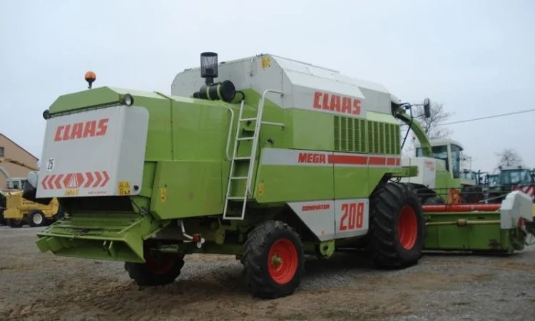 Радиатор масляный комбайна CLAAS MEGA - фото № 2