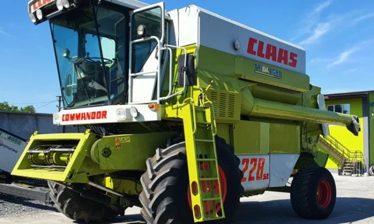 Радиатор водяной комбайна Claas Commandor 228 CS/ 116 CS - фото № 3