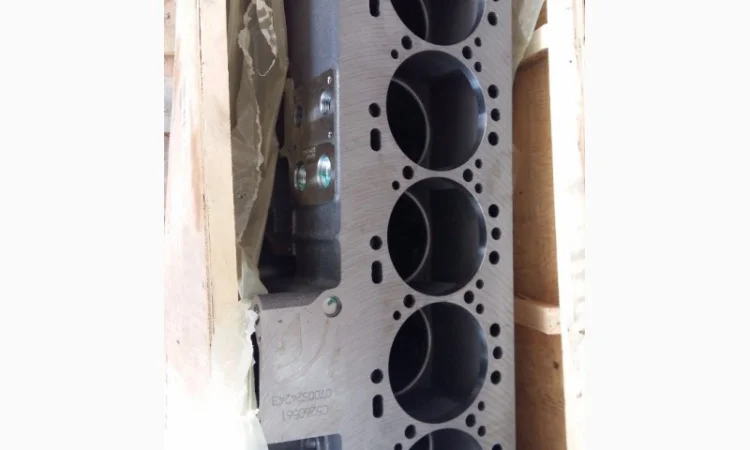 Ремкомплект двигателя CASE 2166 Cummins Бразилия - фото № 10