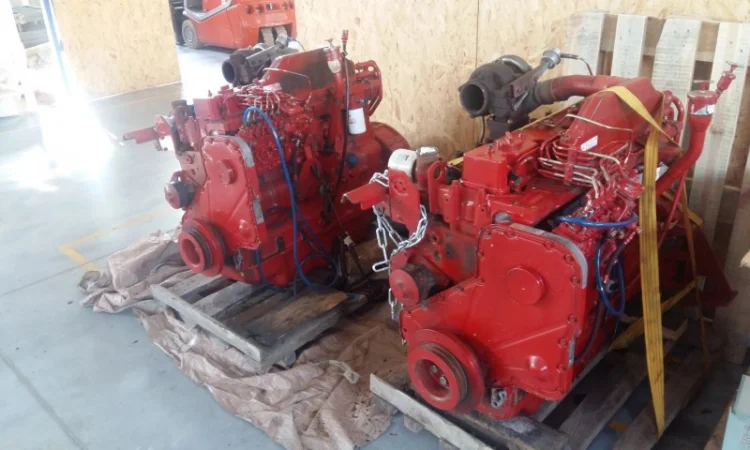 Двигатели для комбайнов Case 2366 2388 2166 2188 1680 - фото № 5