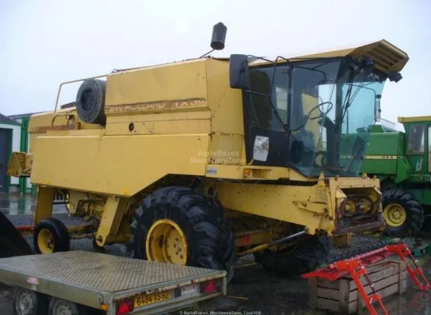 Запчасти на комбайн New Holland - фото № 3