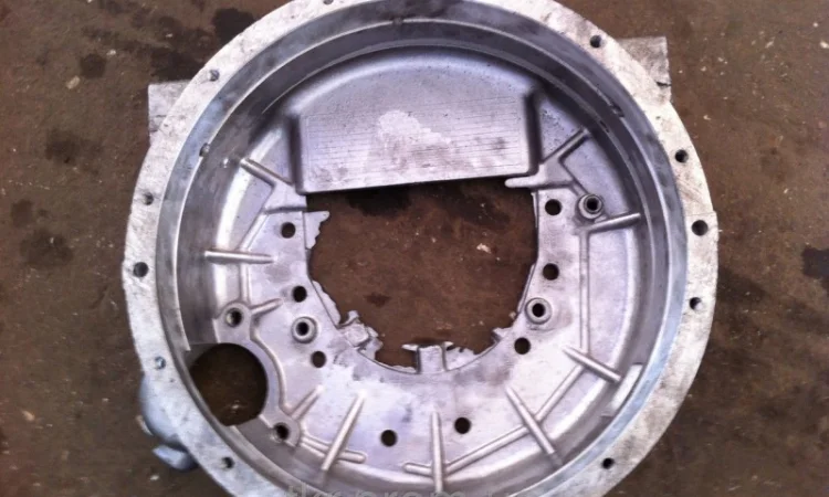 Картер Маховика(алюм) СМД-15 -24 под стартер 15К-0103 - фото № 1