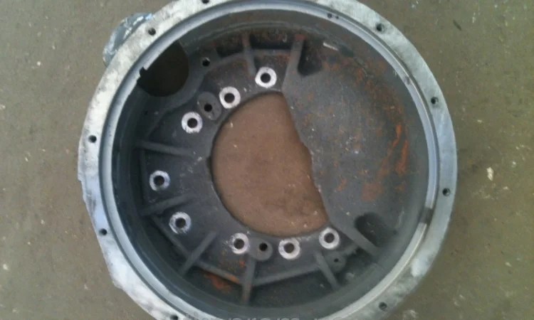 Картер маховика СМД-15 на трактор ЮМЗ под стартер 15Н-08.0103 - фото № 2