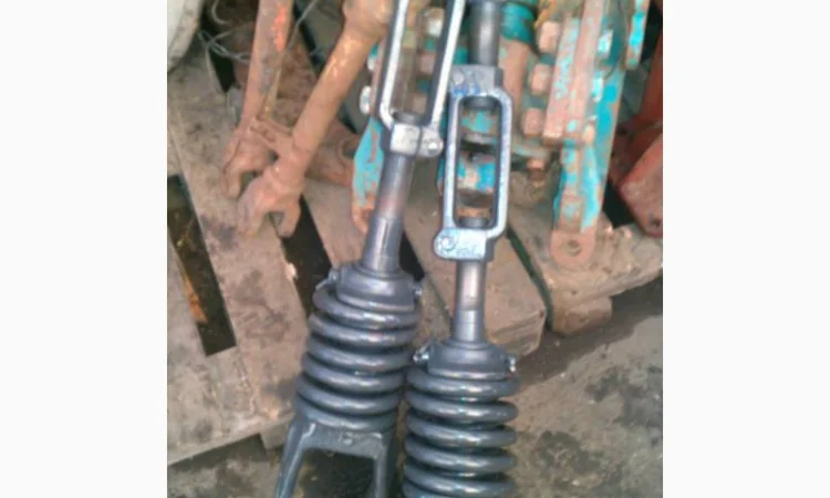 Винт центральный Т-150 - фото № 1